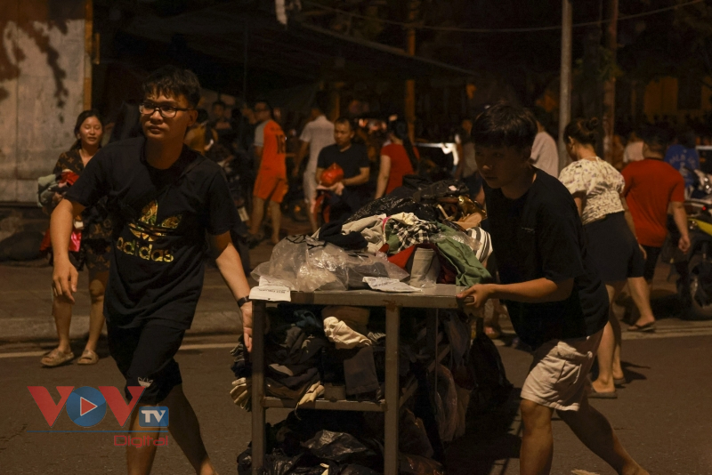 Quảng Ninh: Thành phố Móng Cái huy động toàn lực lượng tham gia dập tắt đám cháy - Ảnh 3.