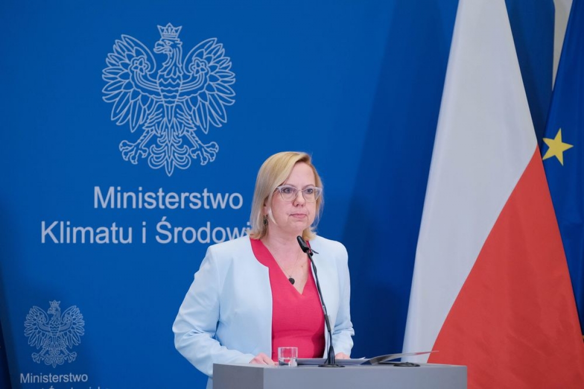 Ba Lan phản đối kế hoạch cắt giảm sử dụng khí đốt của EU - Ảnh 1.