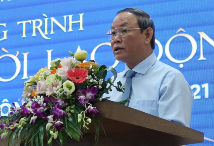 Kỷ luật Giám đốc Nhà xuất bản Giáo dục Việt Nam do sai phạm sách giáo khoa - Ảnh 1.