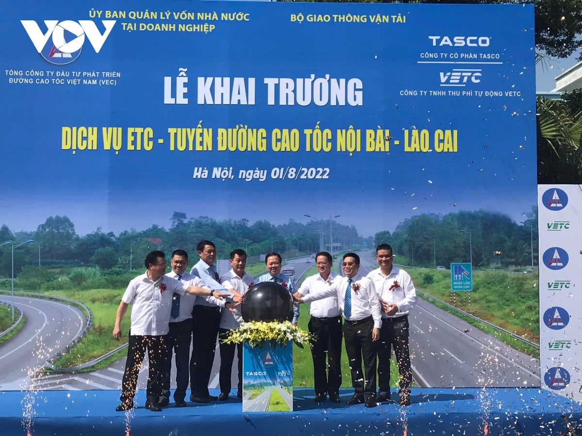 Chính thức thu phí tự động ETC trên tuyến cao tốc dài nhất Việt Nam - Ảnh 1.