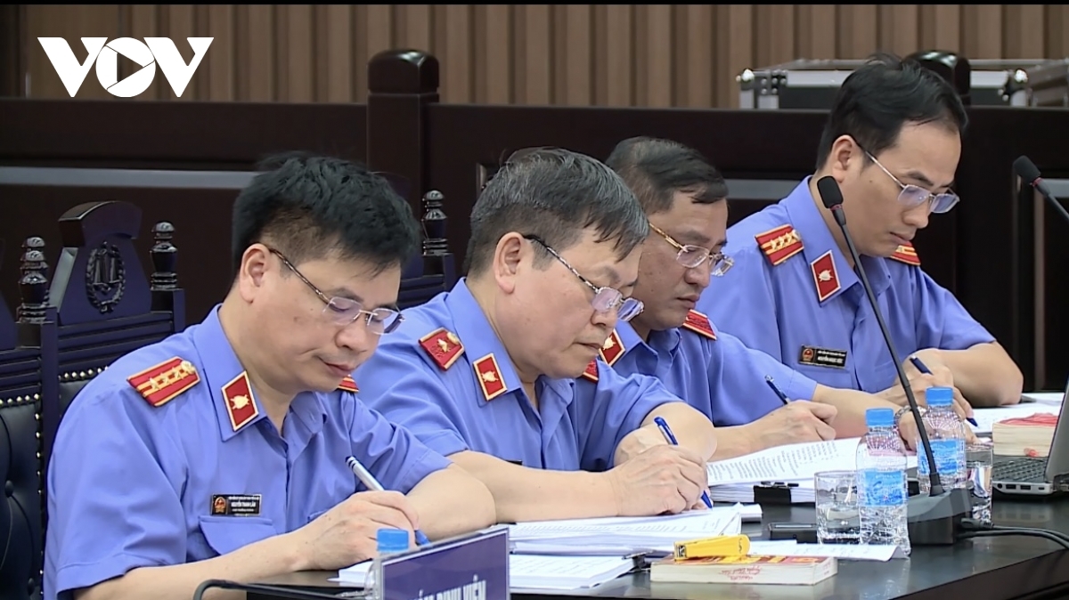 Ngày 30/8, tuyên án cựu Bí thư Bình Dương Trần Văn Nam và 27 bị cáo - Ảnh 2.