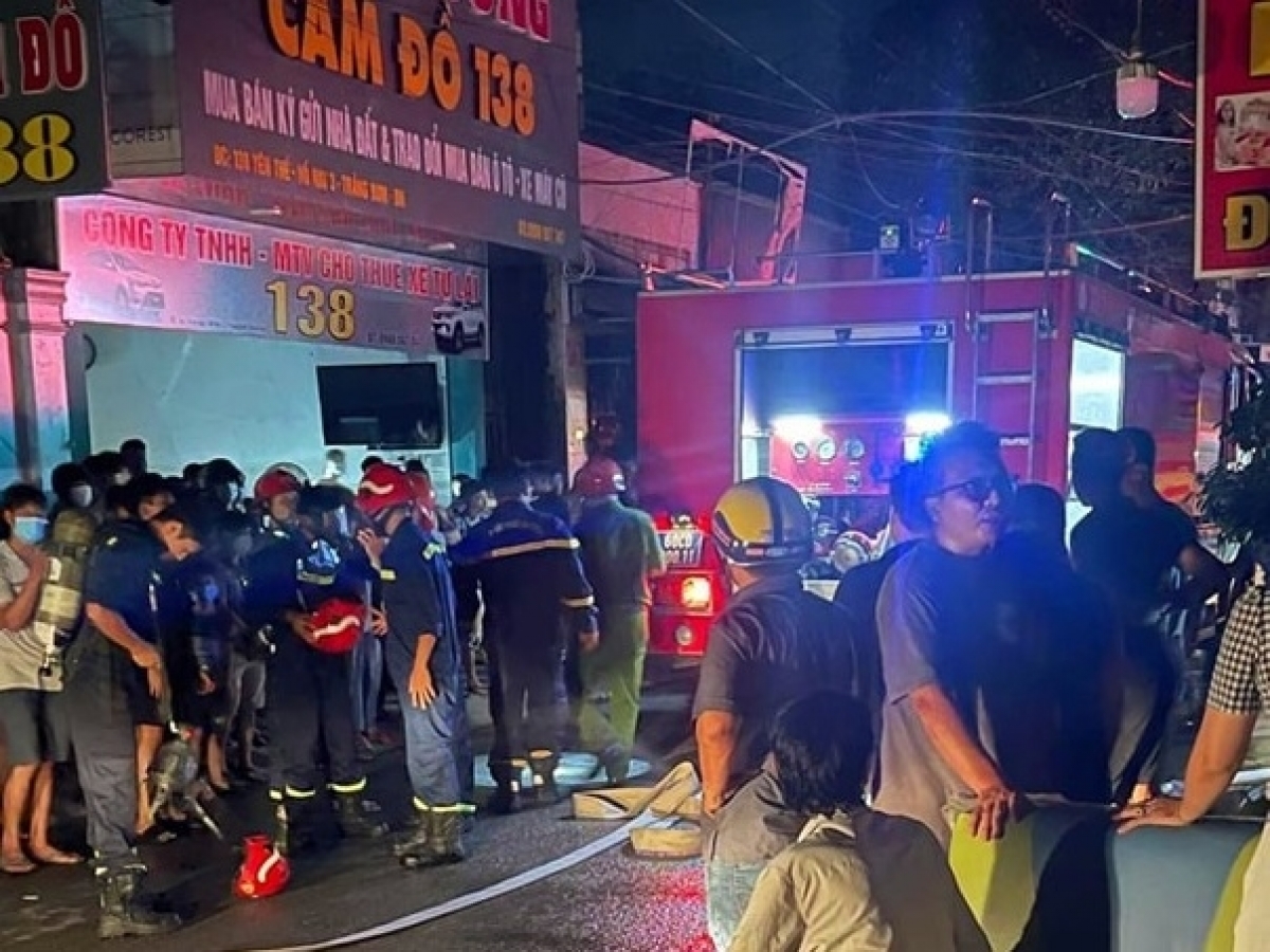 Đã dập tắt đám cháy quán karaoke tại Đồng Nai - Ảnh 2.