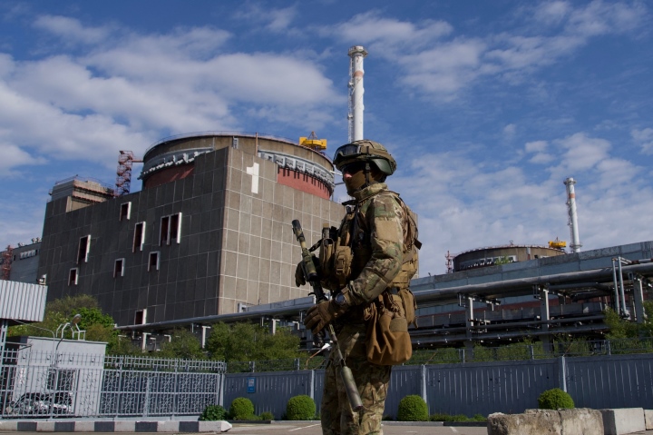 Điện Kremlin: Nga sẽ không rút khỏi nhà máy hạt nhân Zaporizhzhia - Ảnh 1.
