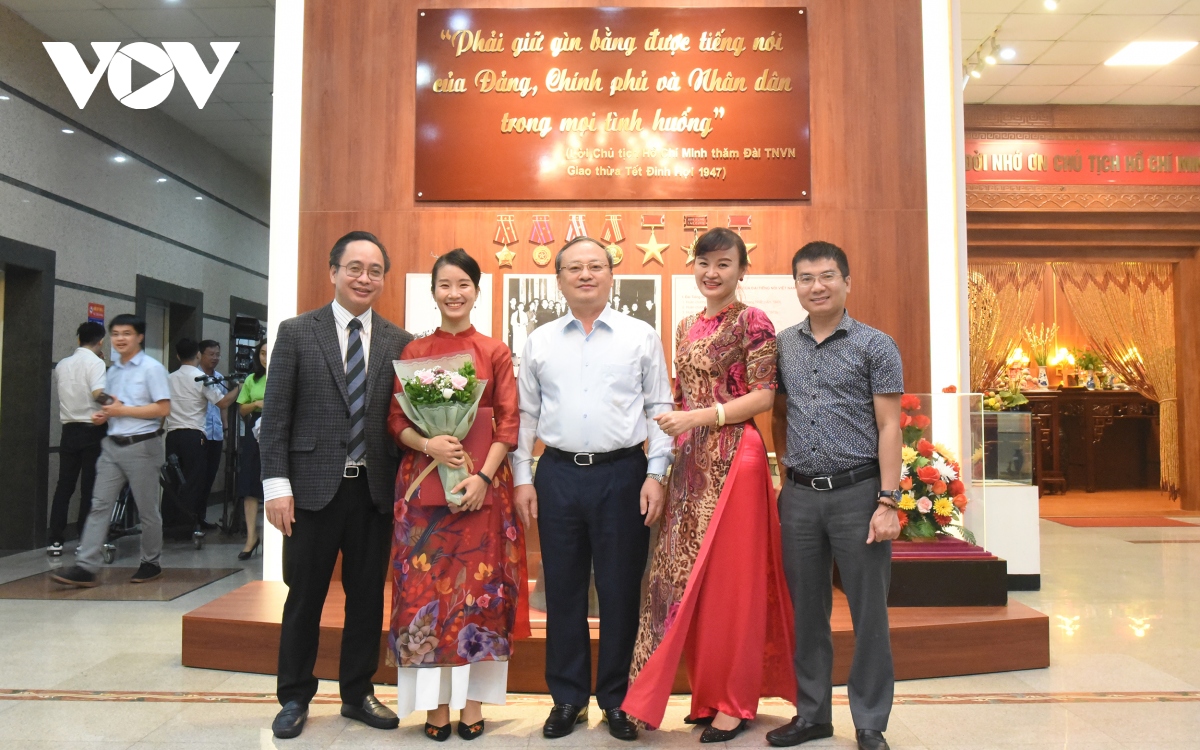 Toàn cảnh Lễ trao giải thưởng Tiếng nói Việt Nam lần thứ VI năm 2022 - Ảnh 17.