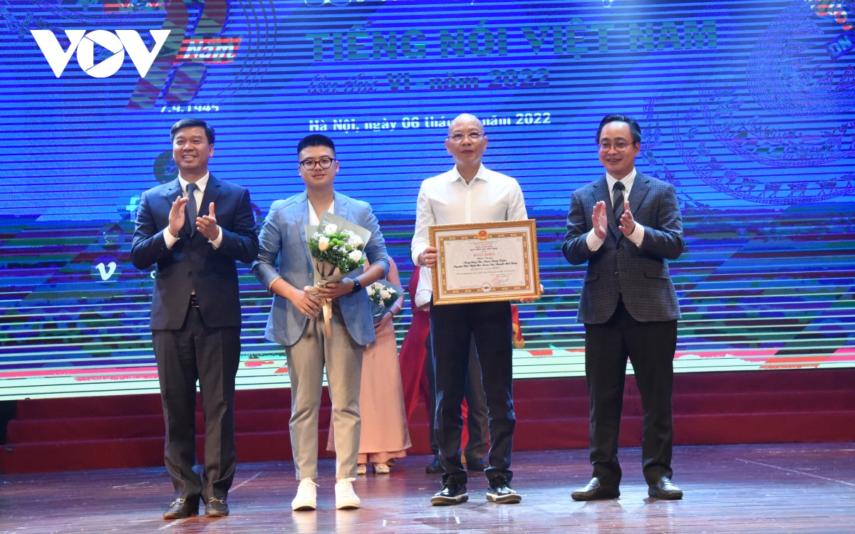 Toàn cảnh Lễ trao giải thưởng Tiếng nói Việt Nam lần thứ VI năm 2022 - Ảnh 14.