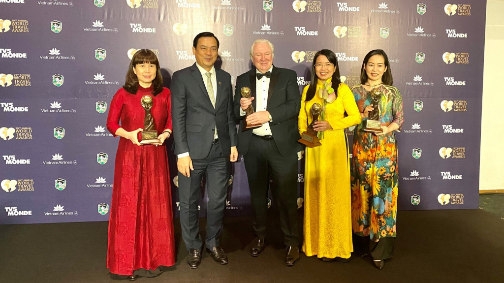 Việt Nam giành nhiều giải thưởng Du lịch Thế giới 2022 - Ảnh 2.