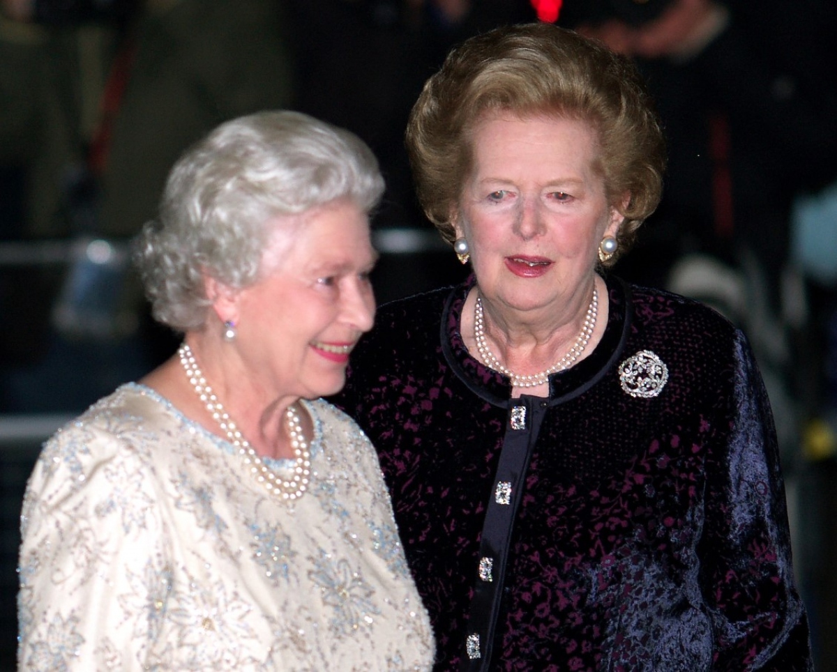 Những hình ảnh ấn tượng của Nữ hoàng Elizabeth II và 15 đời Thủ tướng Anh - Ảnh 11.