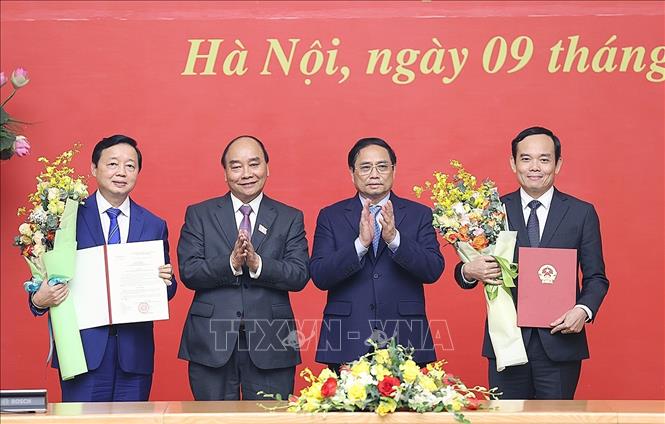 Trao quyết định bổ nhiệm hai tân Phó Thủ tướng Trần Lưu Quang và Trần Hồng Hà - Ảnh 2.