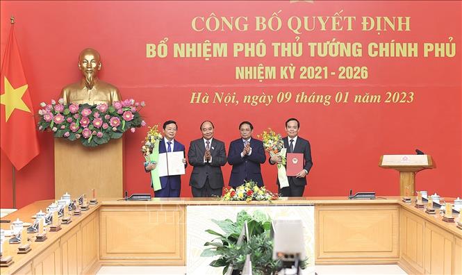 Trao quyết định bổ nhiệm hai tân Phó Thủ tướng Trần Lưu Quang và Trần Hồng Hà - Ảnh 1.