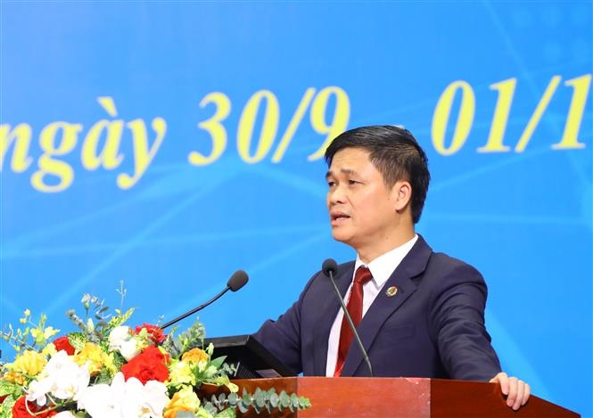 Ông Ngọ Duy Hiểu tái đắc cử Chủ tịch Công đoàn viên chức Việt Nam - Ảnh 1.