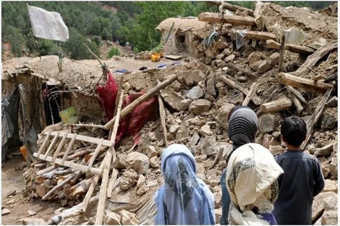 Động đất tại Afghanistan: Số nạn nhân thiệt mạng lên tới trên 2.400 người - Ảnh 1.