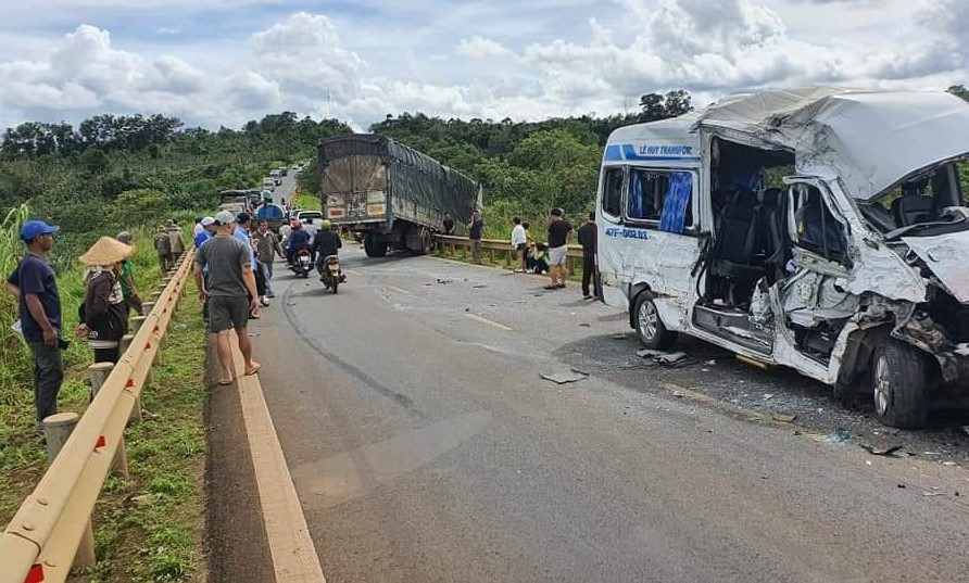 6 bệnh nhân vụ tai nạn trên đường tránh Buôn Hồ (Đắk Lắk) đã xuất viện - Ảnh 1.