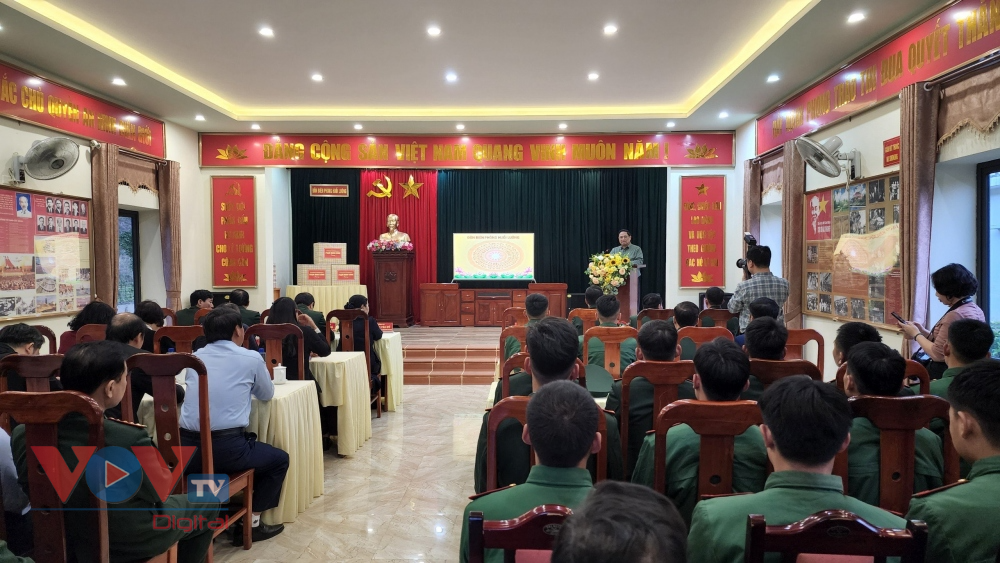 Thủ tướng Phạm Minh Chính thăm Đồn Biên phòng Huổi Luông, tỉnh Lai Châu- Ảnh 2.