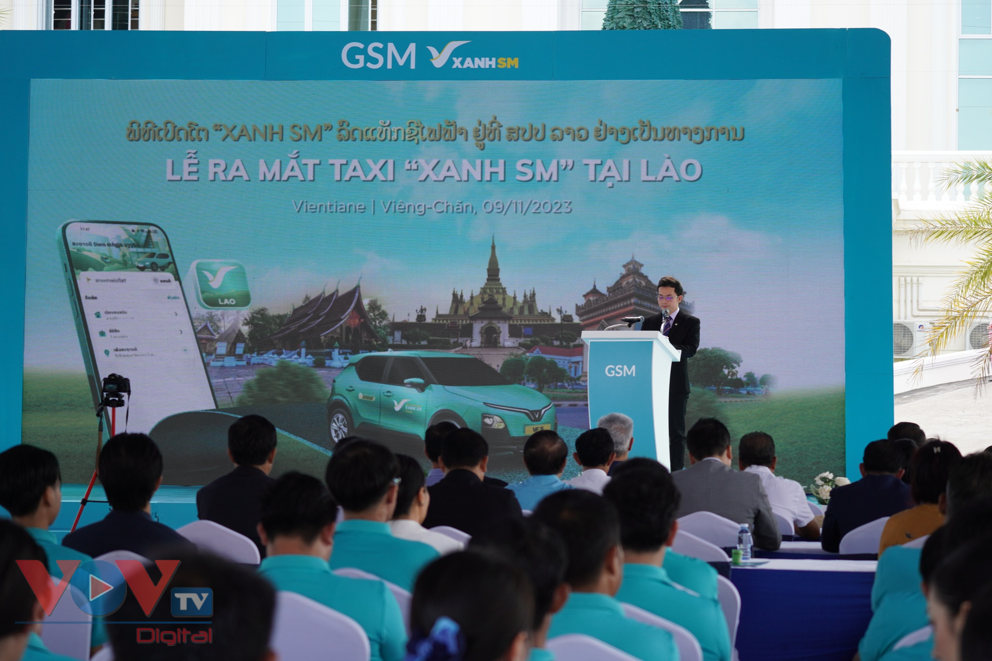 Dịch vụ taxi Xanh SM của Việt Nam chính thức khai trương tại Lào - Ảnh 4.