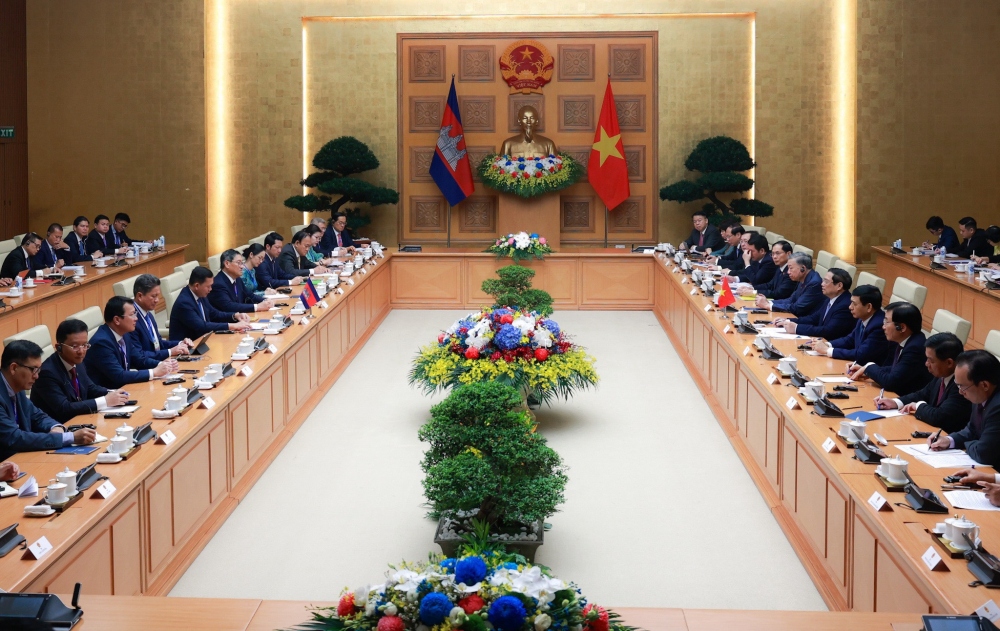 Ảnh: Toàn cảnh lễ đón và hội đàm giữa Thủ tướng Việt Nam và Thủ tướng Campuchia- Ảnh 9.