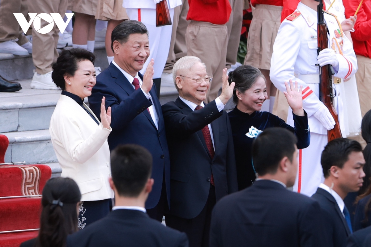 Toàn cảnh lễ đón cấp nhà nước Tổng Bí thư, Chủ tịch Trung Quốc Tập Cận Bình và Phu nhân- Ảnh 11.