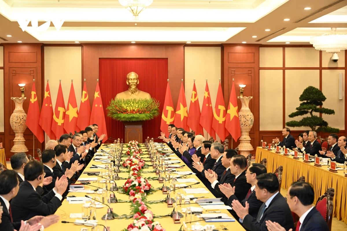 Thúc đẩy quan hệ Việt - Trung phát triển vững chắc, ổn định, bền vững lâu dài và hiệu quả hơn nữa- Ảnh 2.