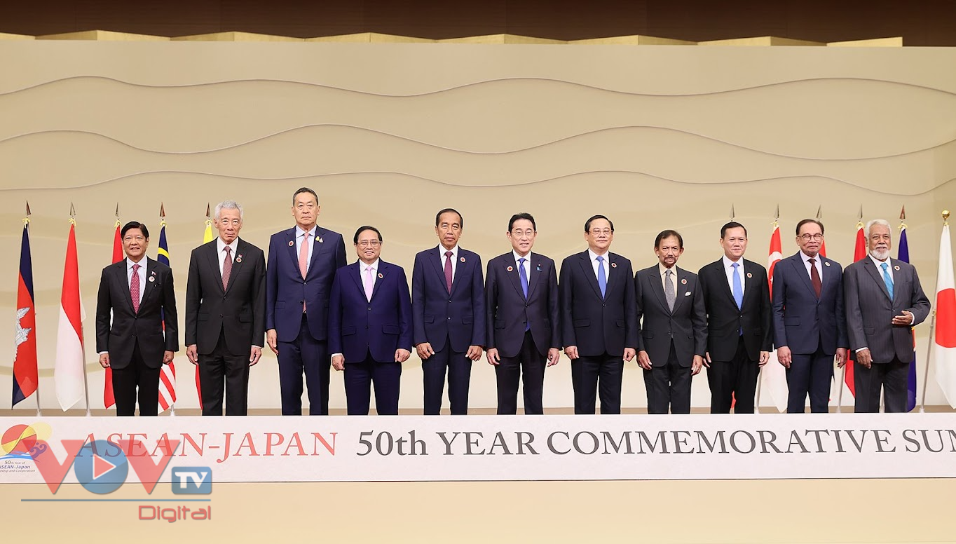 Kết thúc Hội nghị, các Lãnh đạo ASEAN và Nhật Bản đã nhất trí thông qua_.jpg
