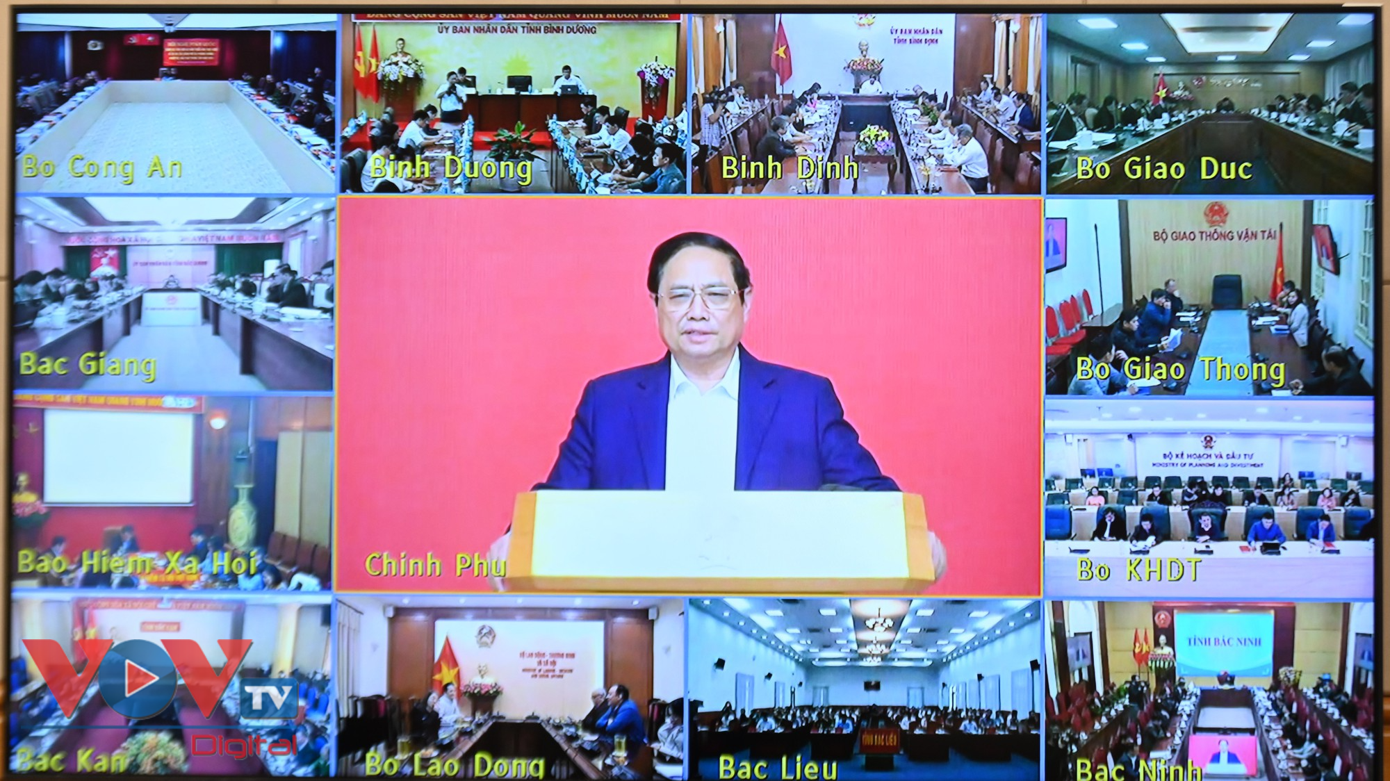 Thủ tướng Phạm Minh Chính chủ trì Hội nghị trực tuyến toàn quốc đánh giá tình hình 2 năm triển khai thực hiện Đề án 06- Ảnh 3.