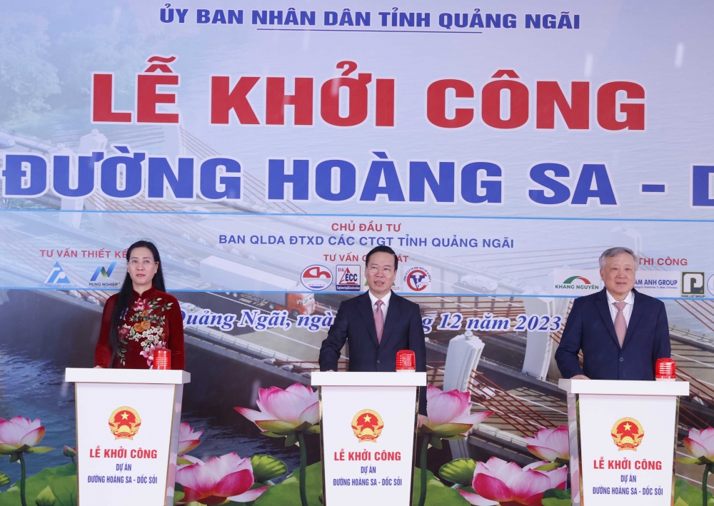 Chủ tịch nước Võ Văn Thưởng dự lễ công bố Quy hoạch tỉnh Quảng Ngãi- Ảnh 1.