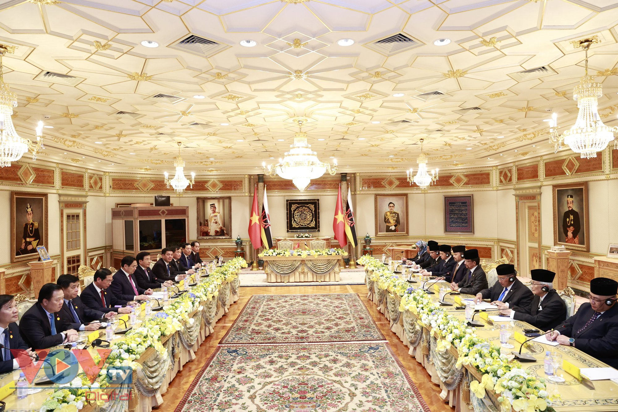 Thủ tướng Chính phủ Phạm Minh Chính hội đàm với Quốc vương Brunei Darussalam - Ảnh 1.