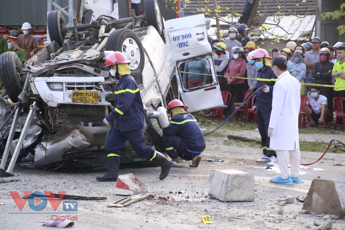 Vụ tai nạn làm 10 người chết tại tỉnh Quảng Nam: Vì sao chưa khởi tố vụ án? - Ảnh 1.