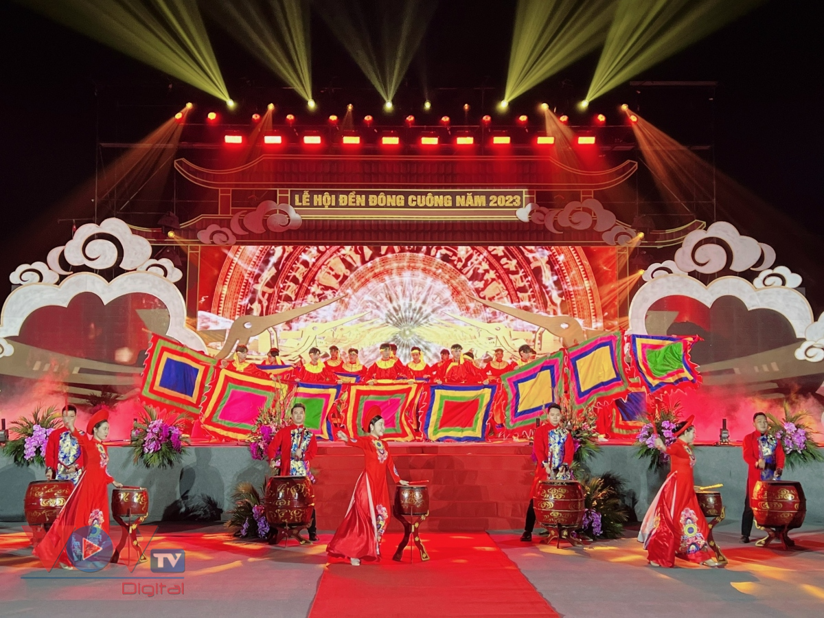 Ghi danh Lễ hội Đền Đông Cuông vào danh mục Di sản văn hóa phi vật thể quốc gia - Ảnh 1.