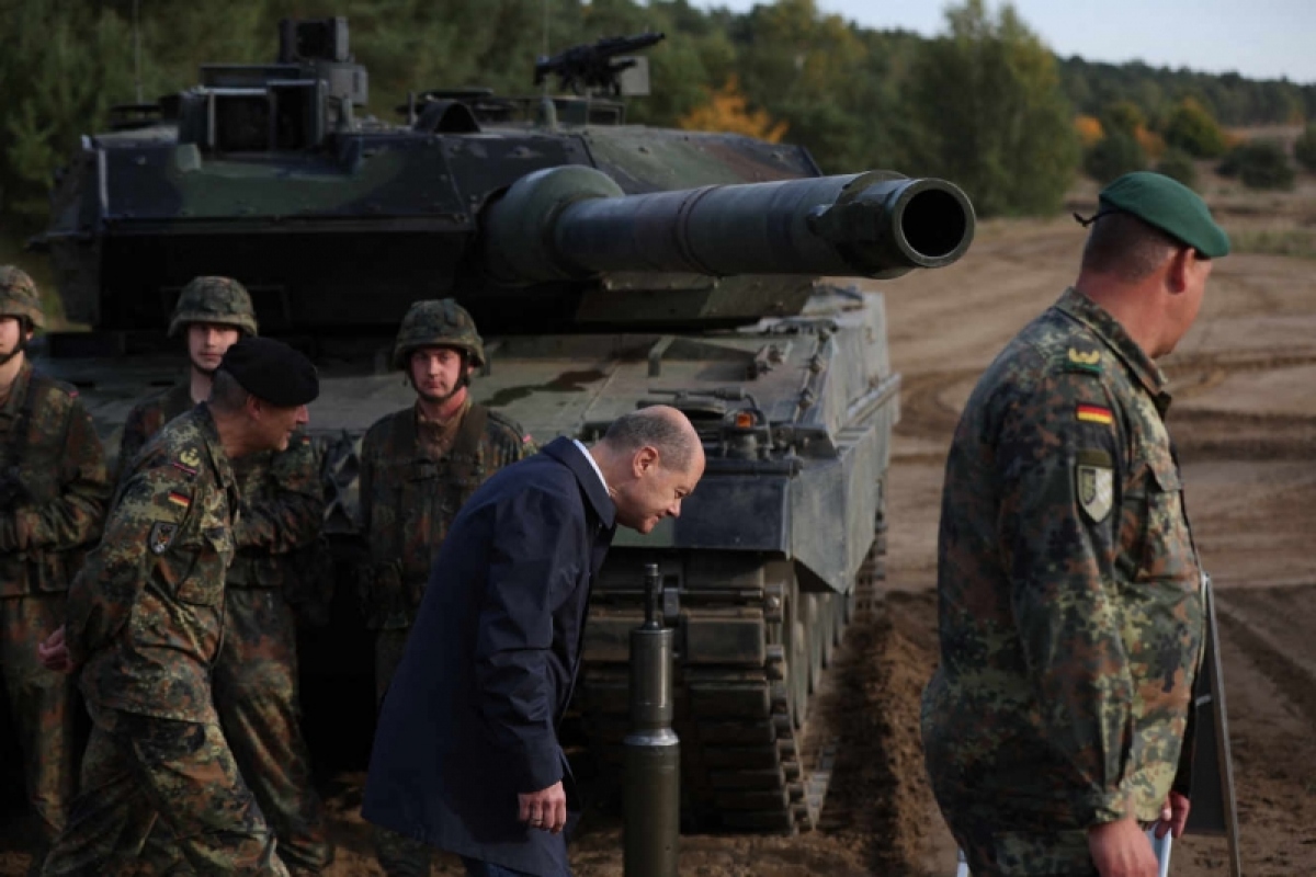 Môt năm xung đột Nga-Ukraine: Phương Tây duy trì mặt trận ra sao? - Ảnh 1.