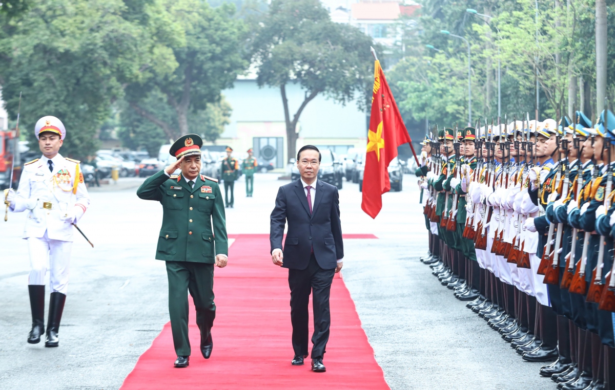 Chủ tịch nước Võ Văn Thưởng dự Lễ tuyên dương Gương mặt trẻ tiêu biểu toàn quân 2022 - Ảnh 2.