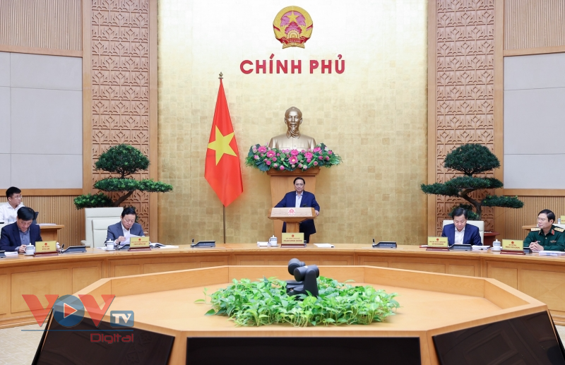 Thủ tướng chủ trì Phiên họp Chính phủ chuyên đề xây dựng pháp luật tháng 4 - Ảnh 2.