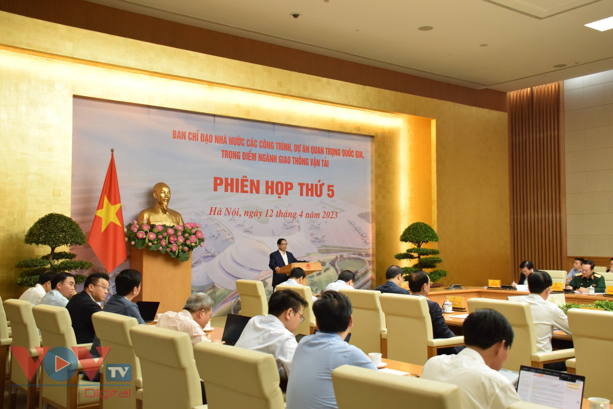 Thủ tướng Phạm Minh Chính chủ trì phiên họp thứ 5 về các dự án quan trọng quốc gia, trọng điểm ngành Giao thông vận tải - Ảnh 3.
