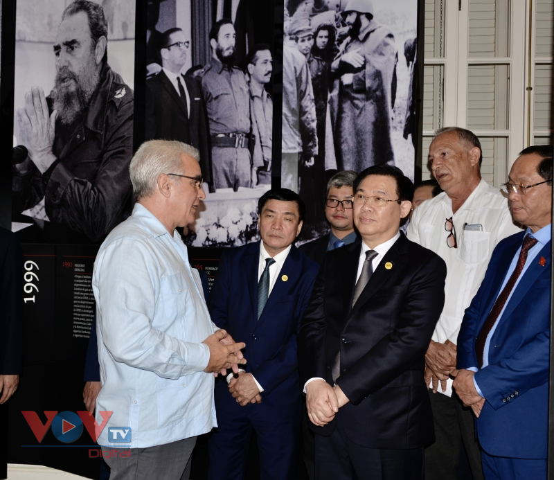 Chủ tịch Quốc hội Vương Đình Huệ thăm Trung tâm Fidel Castro Ruz - Ảnh 4.