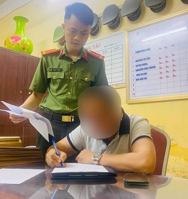 Hải Dương: Xử phạt thanh niên báo 'chốt' CSGT trên mạng xã hội - Ảnh 1.