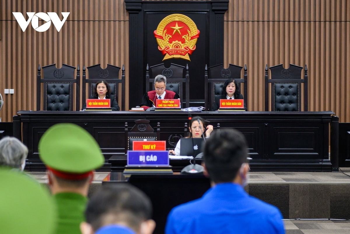 Cựu Chủ tịch Bình Thuận Nguyễn Ngọc Hai khai ký quyết định giao đất do cấp dưới trình - Ảnh 2.
