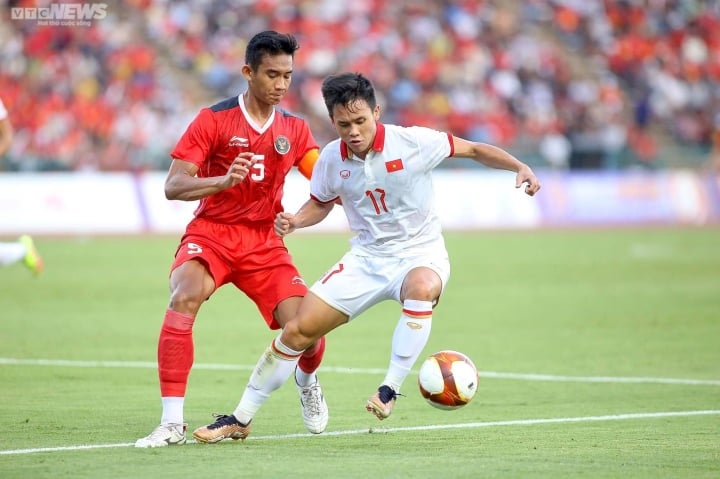 Thua đau U22 Indonesia phút bù giờ, U22 Việt Nam thành cựu vô địch SEA Games - Ảnh 1.