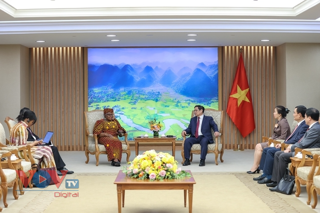 Thủ tướng Phạm Minh Chính tiếp Tổng Giám đốc Tổ chức Thương mại thế giới - Ảnh 1.