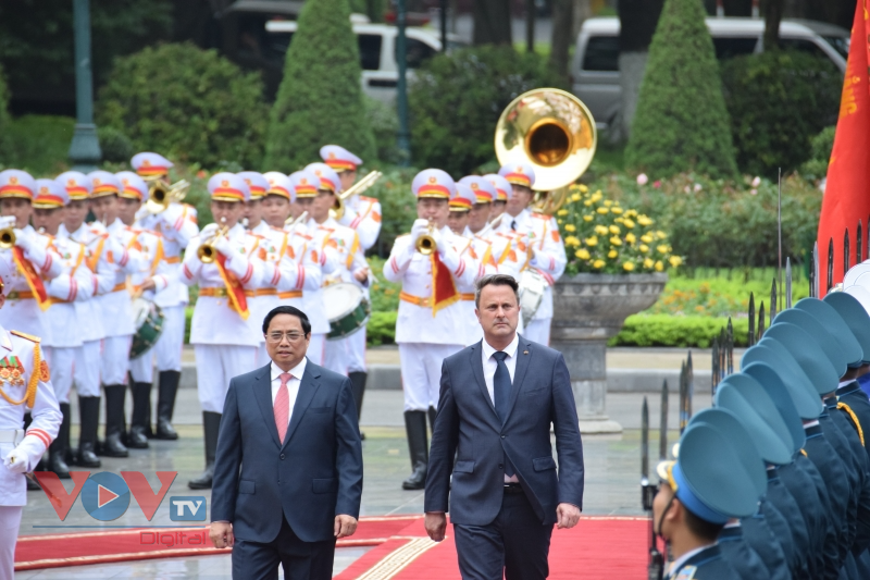 Thủ tướng Phạm Minh Chính chủ trì lễ đón Thủ tướng Đại Công quốc Luxembourg - Ảnh 8.
