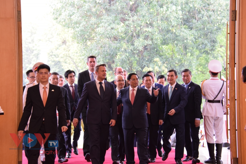Thủ tướng Phạm Minh Chính chủ trì lễ đón Thủ tướng Đại Công quốc Luxembourg - Ảnh 11.