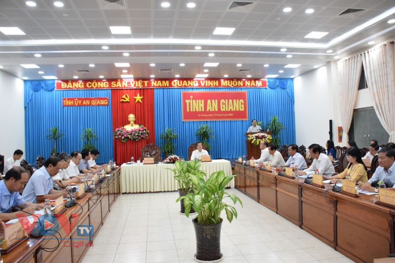 Thủ tướng Phạm Minh Chính làm việc với Ban Thường vụ Tỉnh ủy An Giang - Ảnh 5.