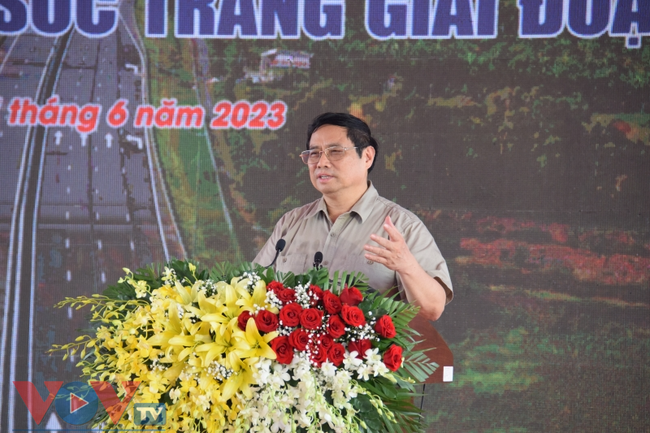 Thủ tướng tuyên bố khởi công 4 dự án thành phần thuộc Dự án cao tốc Châu Đốc - Cần Thơ - Sóc Trăng giai đoạn 1 - Ảnh 3.