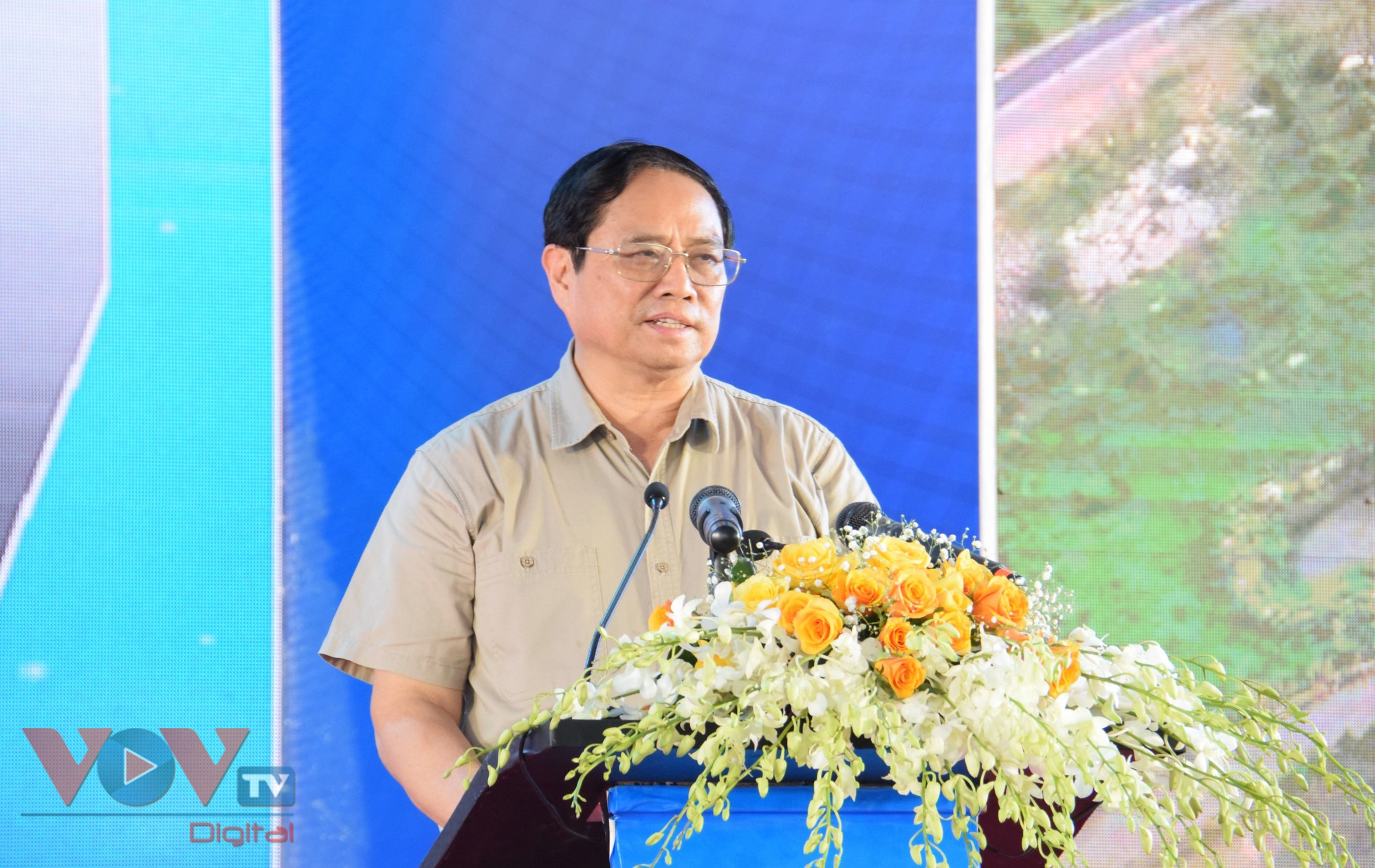 Thủ tướng Phạm Minh Chính tuyên bố khánh thành các Dự án thành phần đoạn Nha Trang - Cam Lâm và Vĩnh Hảo - Phan Thiết - Ảnh 3.