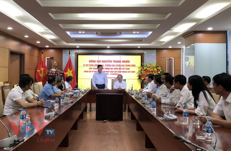 Các đoàn đến thăm, chúc mừng Đài TNVN ngày Nhà báo Việt Nam - Ảnh 1.