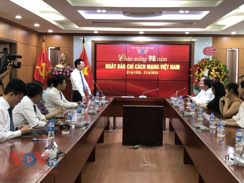 Các đoàn đến thăm, chúc mừng Đài TNVN ngày Nhà báo Việt Nam - Ảnh 6.