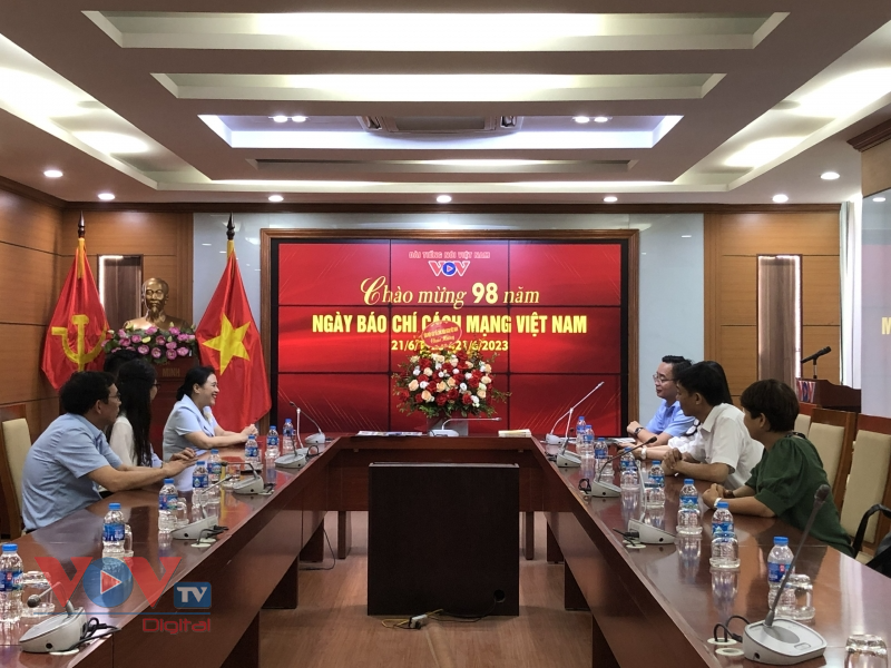 Các đoàn đến thăm, chúc mừng Đài TNVN ngày Nhà báo Việt Nam - Ảnh 8.