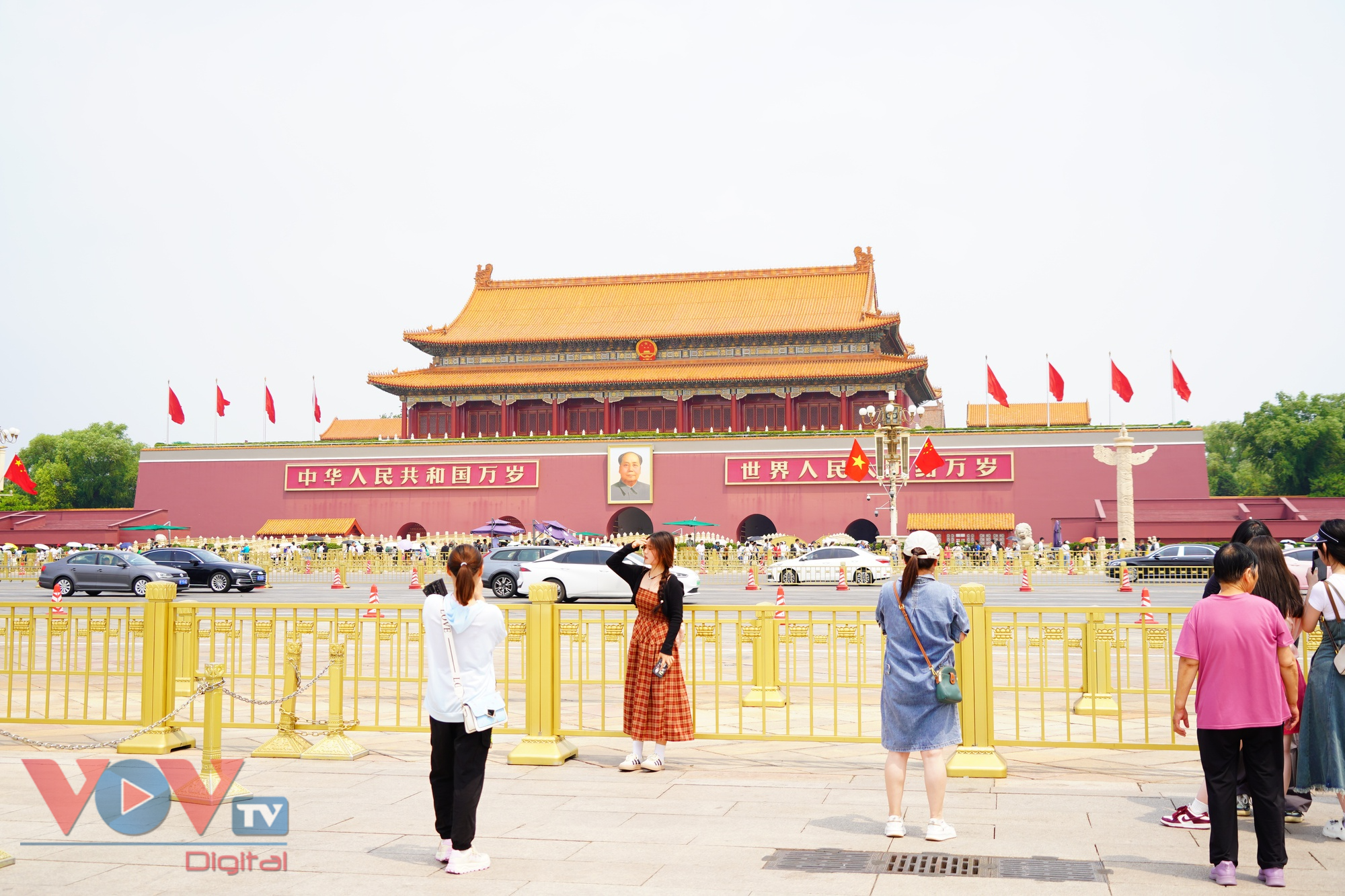 Quảng trường Thiên An Môn trong thời khắc diễn ra Lễ đón Thủ tướng Phạm Minh Chính thăm Trung Quốc - Ảnh 6.