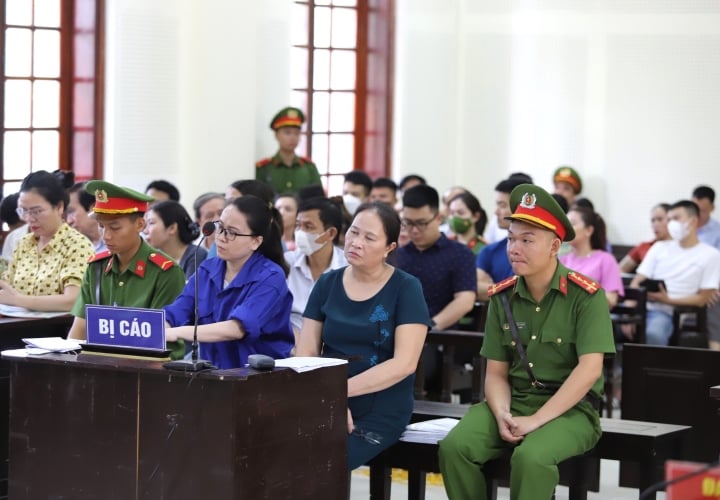 Sau 15 tháng chấp hành án, cô Lê Thị Dung ra tù - Ảnh 2.