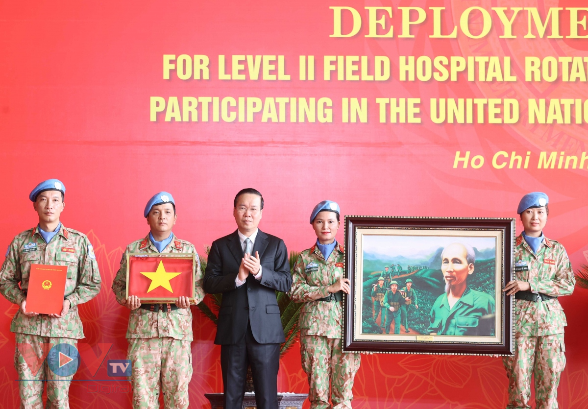 Chủ tịch nước tiễn lực lượng Bệnh viện dã chiến cấp 2 số 5 và Đội công binh số 2 lên đường làm nhiệm vụ gìn giữ hòa bình - Ảnh 2.