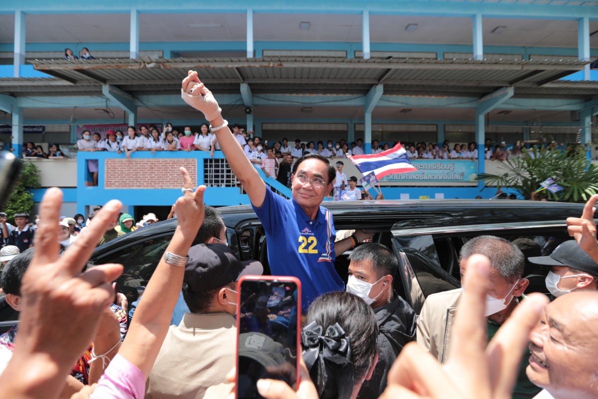 Thủ tướng Thái Lan Prayuth tuyên bố rút lui khỏi chính trường - Ảnh 1.