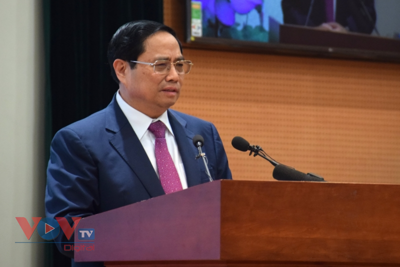 Thủ tướng Phạm Minh Chính dự Hội nghị sơ kết hoạt động ngân hàng 6 tháng đầu năm 2023 - Ảnh 3.