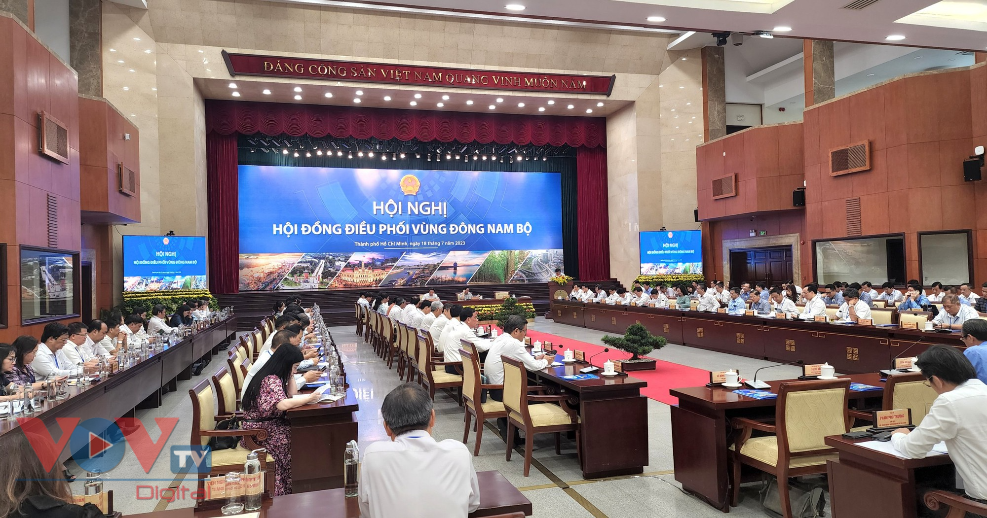 Thủ tướng Phạm Minh Chính chủ trì Hội nghị Hội đồng điều phối vùng Đông Nam bộ - Ảnh 3.